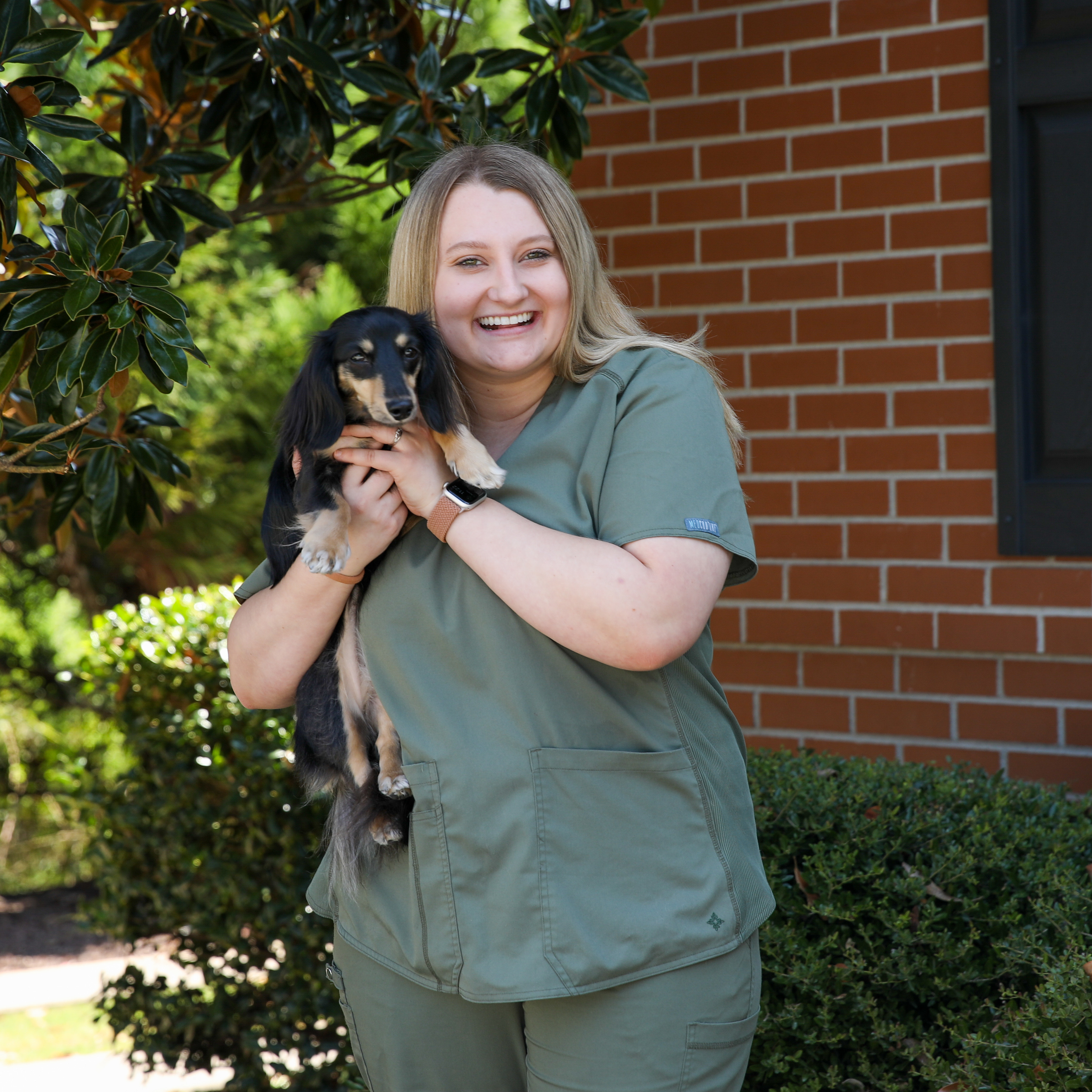 Hannah Guerrero, LVT<br />
Veterinary Technician